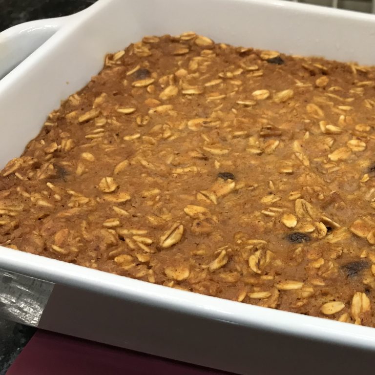 Pumpkin Baked Oatmeal with Raisins